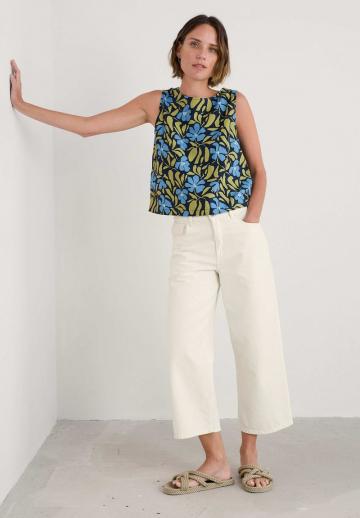Блузка без рукавов