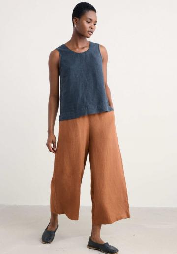 Блузка без рукавов