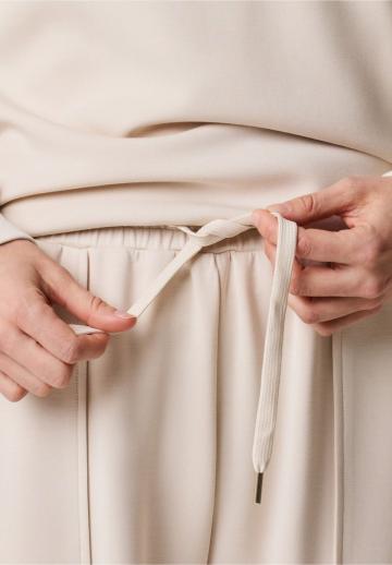 Спортивные штаны