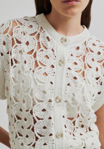 Вязаная кофта