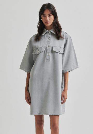 Джинсовое платье