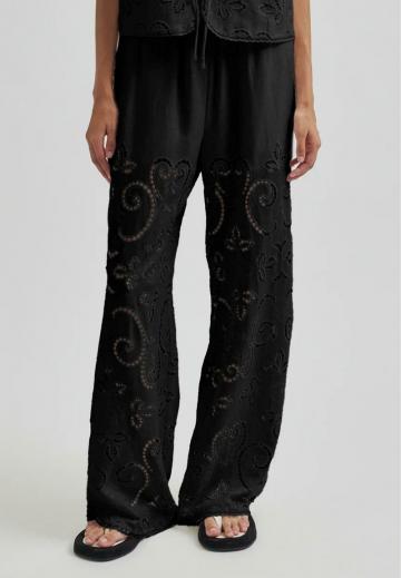 Широкие брюки