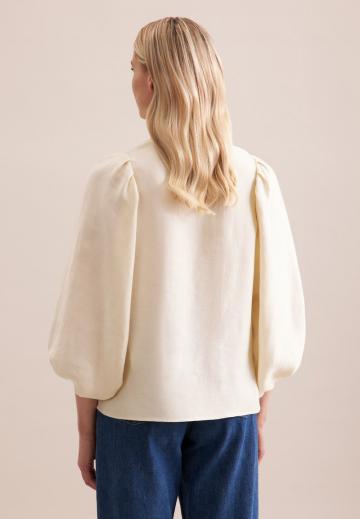 Атласная блузка