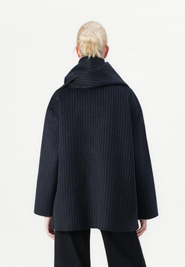 Короткое пальто