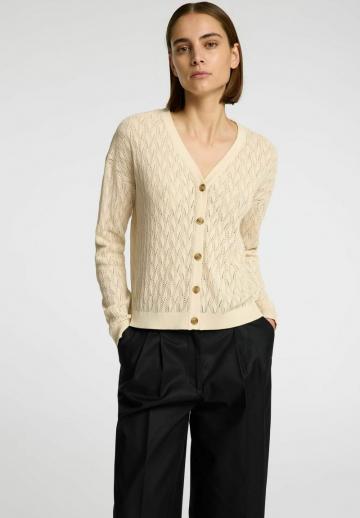Вязаная кофта