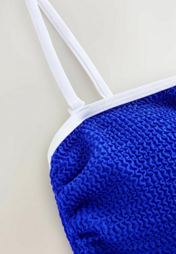 Слитный купальник