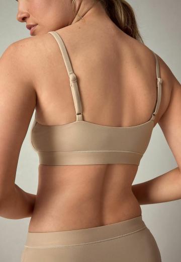 Бюстгальтер без косточек