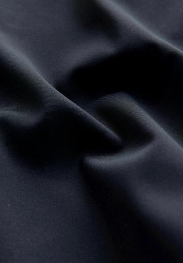 Топ на бретельках