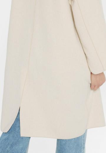 Шерстяное пальто