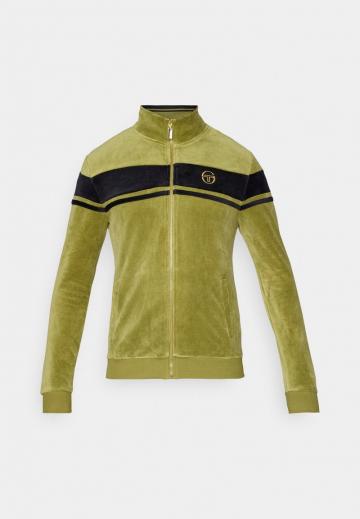 Спортивная куртка