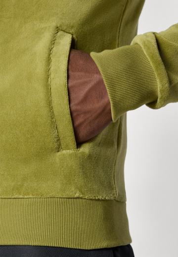 Спортивная куртка