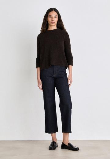 Короткие джинсы