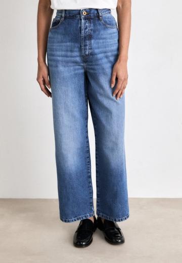 Свободные джинсы