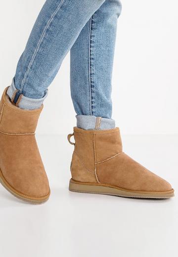 Зимние ботинки