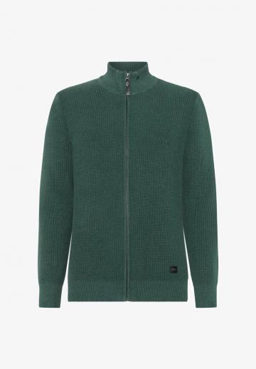 Вязаная кофта