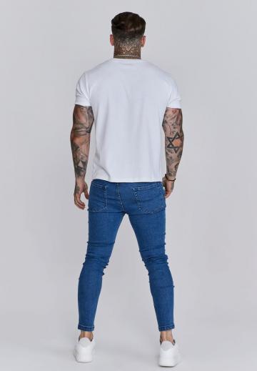 Узкие джинсы