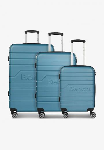 Набор чемоданов