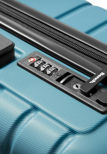 Набор чемоданов