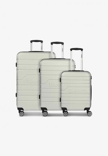 Набор чемоданов