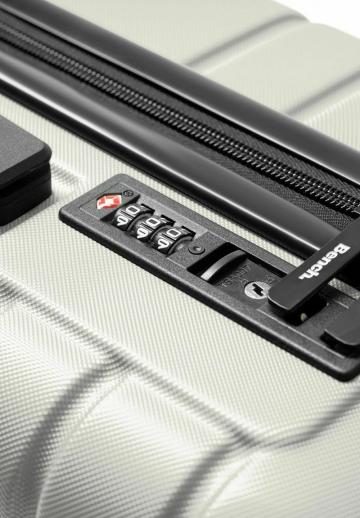 Набор чемоданов