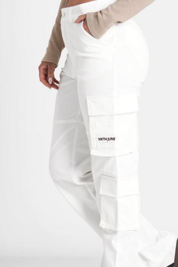 Брюки с накладными карманами