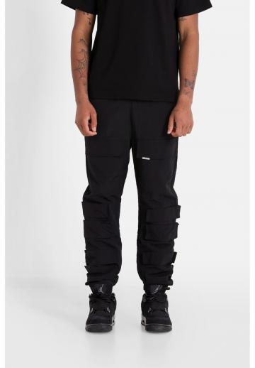 Брюки с накладными карманами