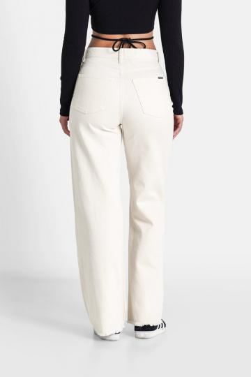 Свободные джинсы