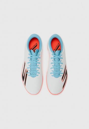 Футбольные бутсы