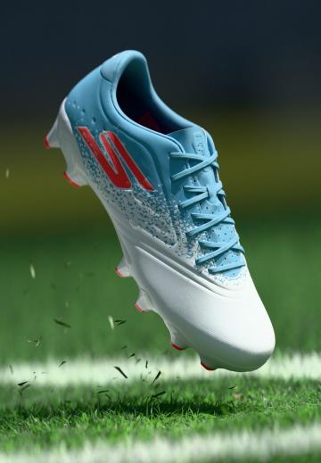 Футбольные бутсы