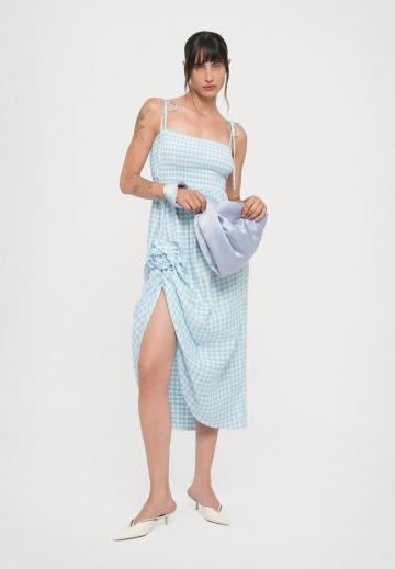 Летнее платье