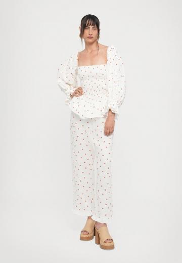 Прямые брюки