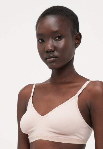 Бюстгальтер без косточек