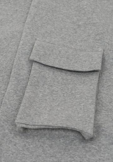 Брюки с накладными карманами