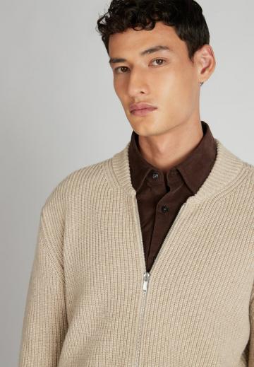 Куртка бомбер