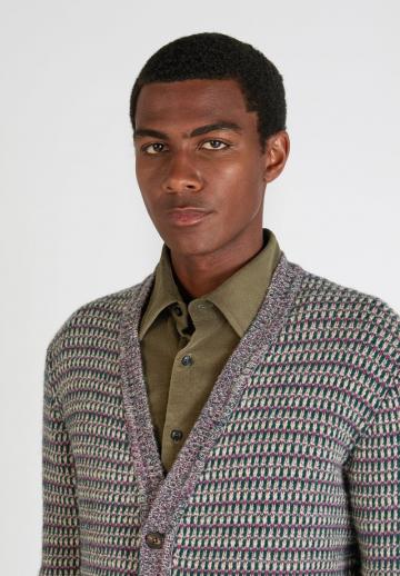 Вязаная кофта