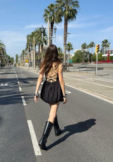 Короткое платье