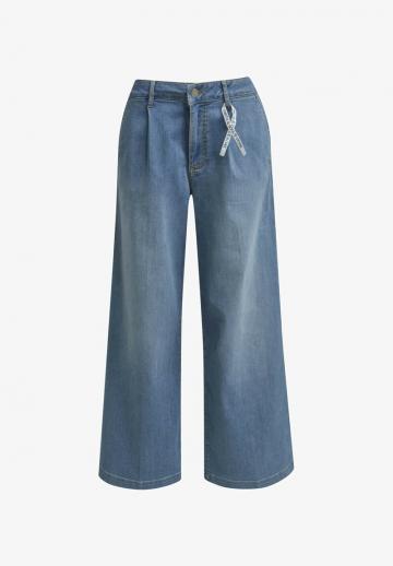 Свободные джинсы