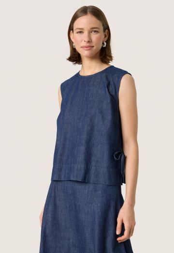 Джинсовая жилетка