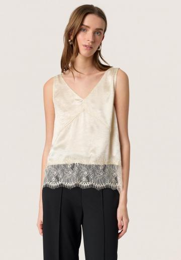 Блузка без рукавов