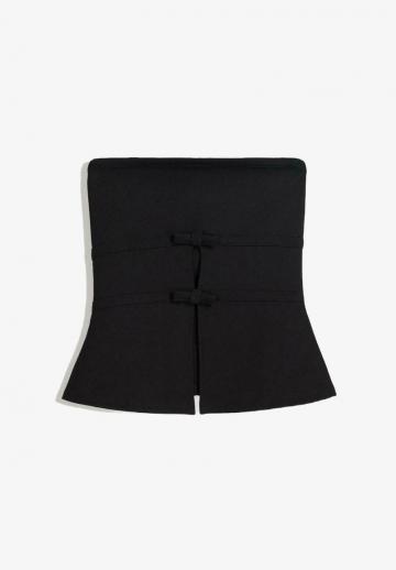 Топ без бретелек