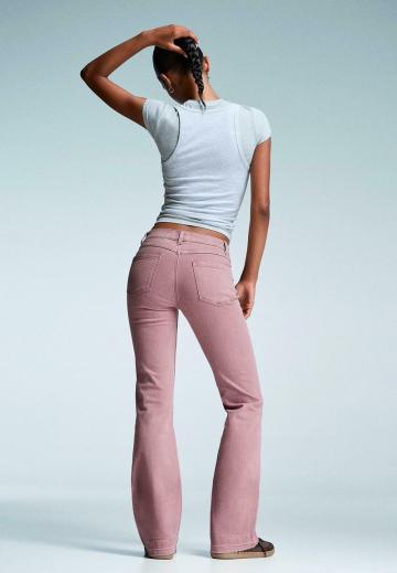 Клешеные брюки