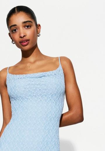 Платье футляр