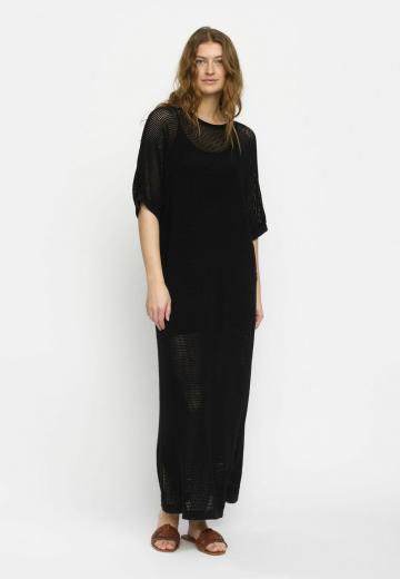 Вязаное платье