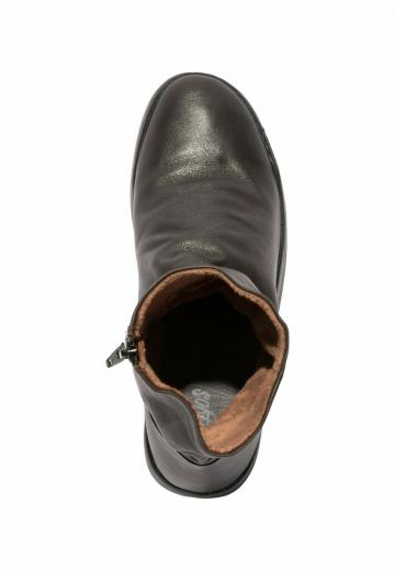 Зимние ботинки