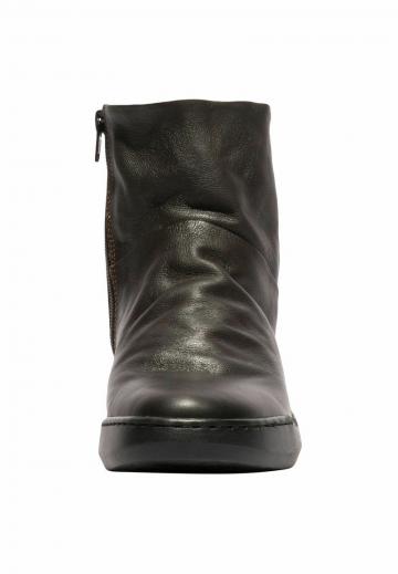 Зимние ботинки