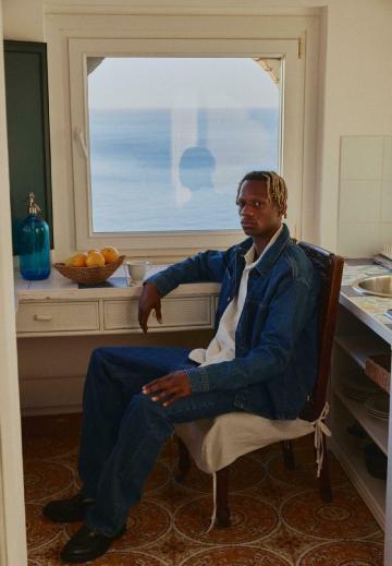 Джинсовая куртка