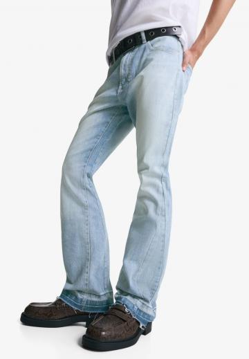 Клешеные джинсы