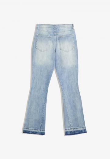 Клешеные джинсы