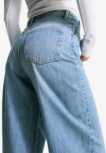 Свободные джинсы