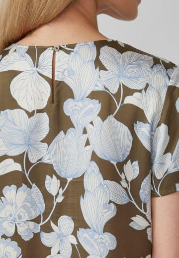 Атласная блузка